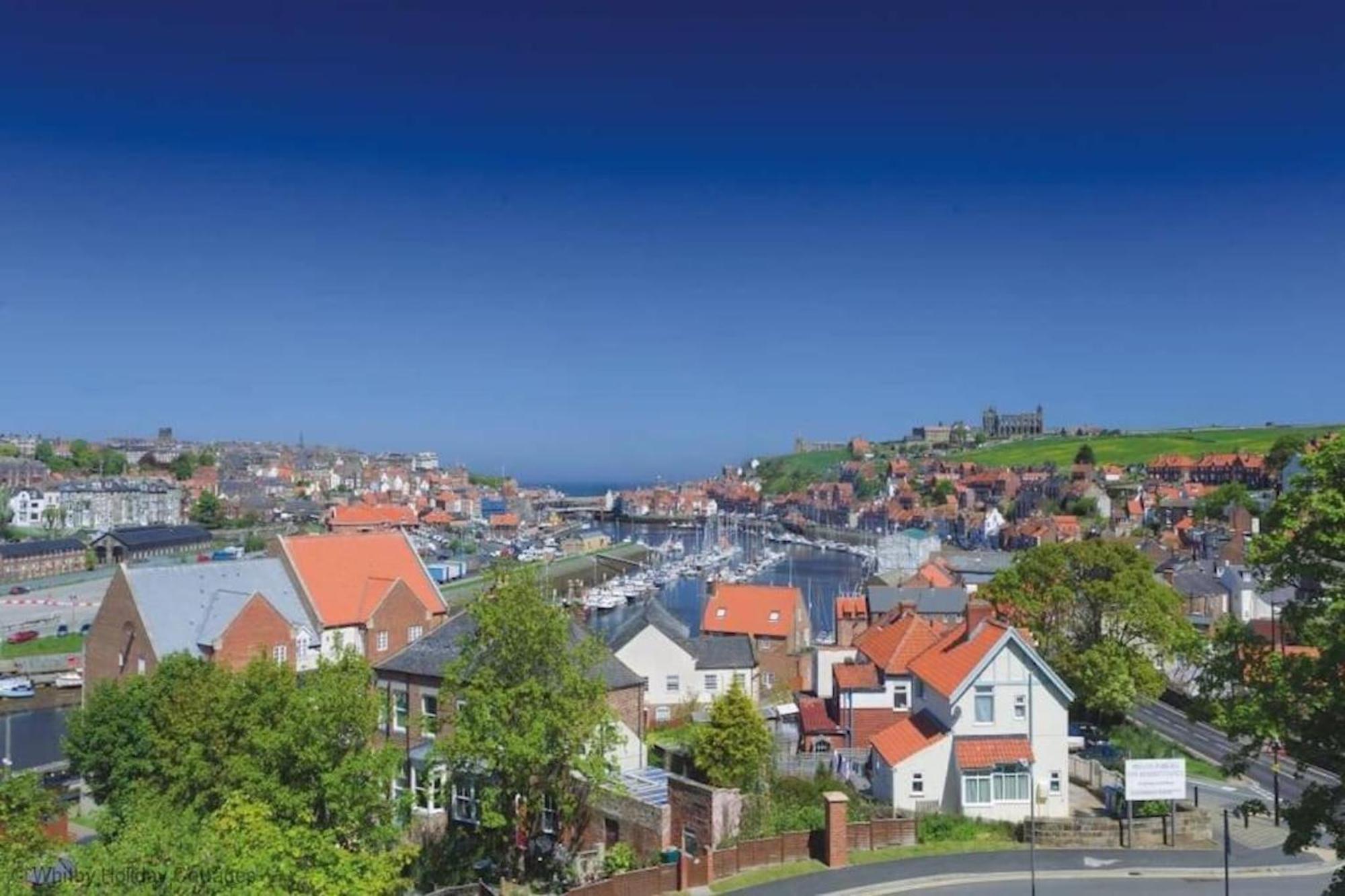 Exceptional Two-bedroom In With Parking And Stunning Views Apartment *